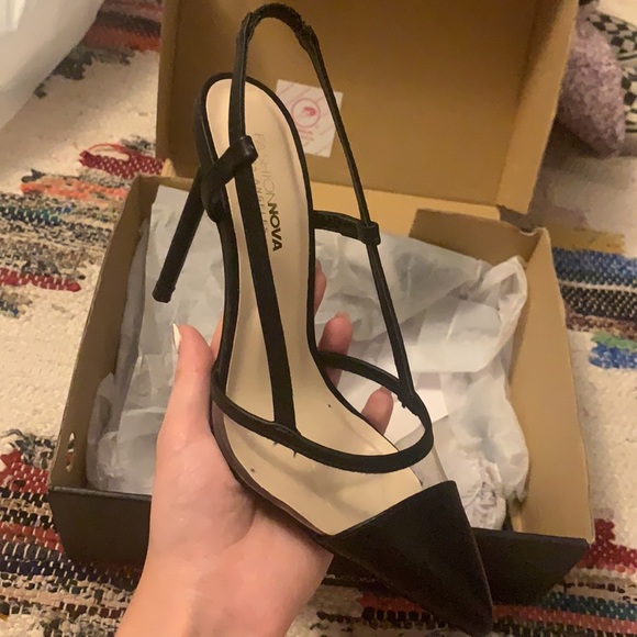 Heels - Picture 2 of 2